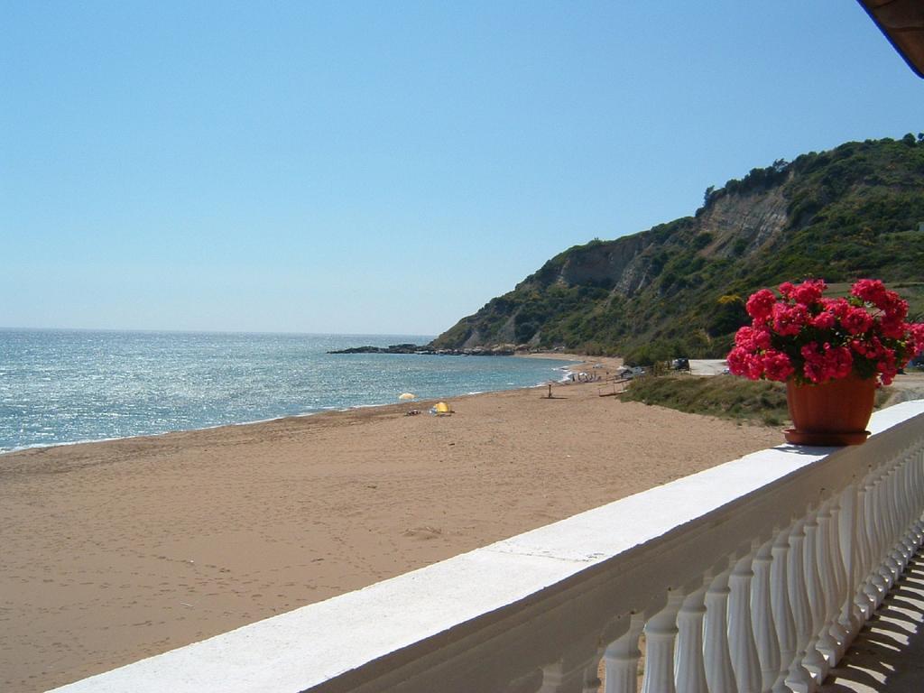 Aparthotel Angeliki Vitaládes Exteriér fotografie