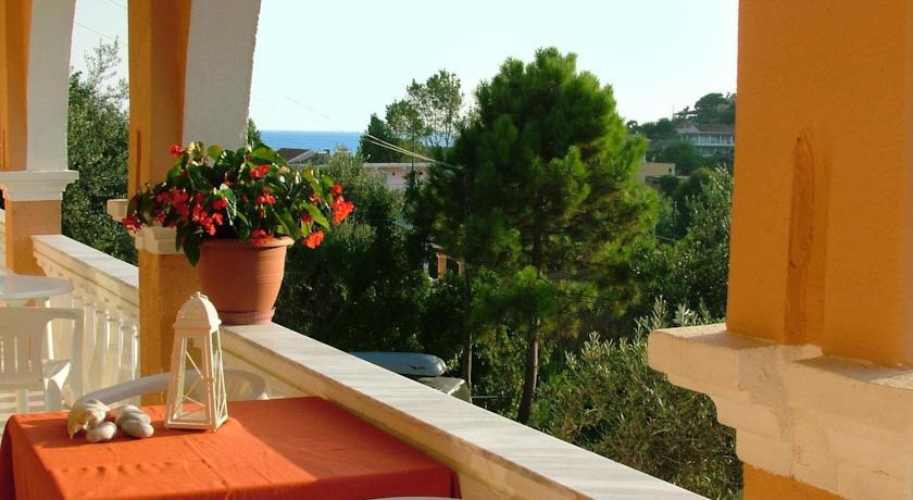 Aparthotel Angeliki Vitaládes Exteriér fotografie